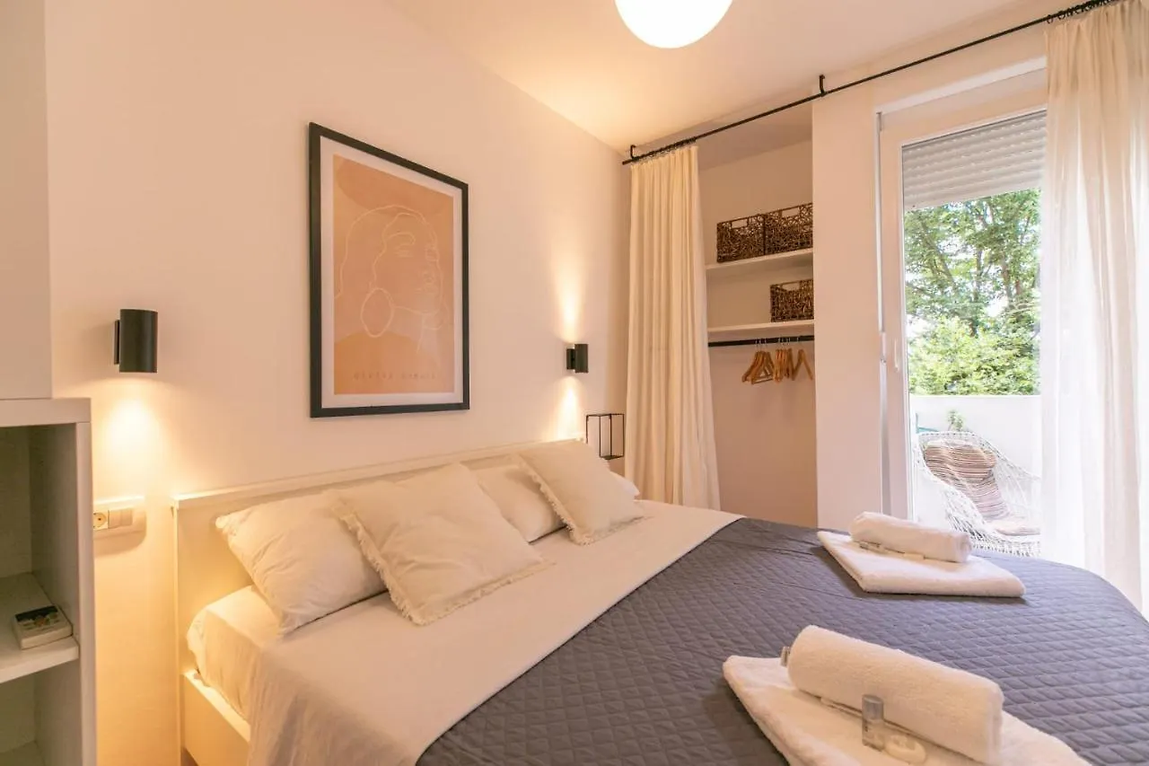 Pula City Accomodation 0*,  Croatia